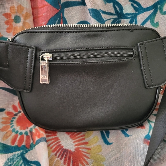 Vintage Havana Annsley Waist Fanny Bag NWOT Pink Rhinestone - Picture 4 of 5